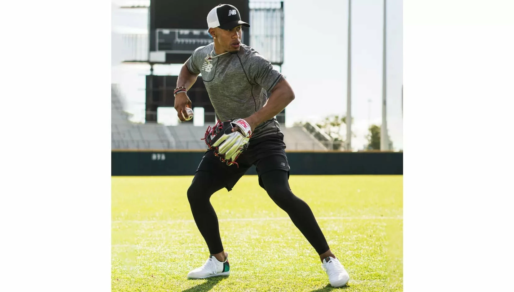 New Balance Men's Lindor Cypher 12 Molded Baseball Cleats - White 9 New Balance Men's Lindor Cypher 12 Molded Baseball Cleats - White - Image 7