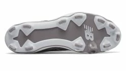 New Balance PL4040v5 Molded Cleats Low-Cut - Gray White 8 New Balance PL4040v5 Molded Cleats Low-Cut - Gray White -Rawlings Shop pl4040g5 nb 06 i 8a5021b1 d925 4c03 956f 1703eaacf92b